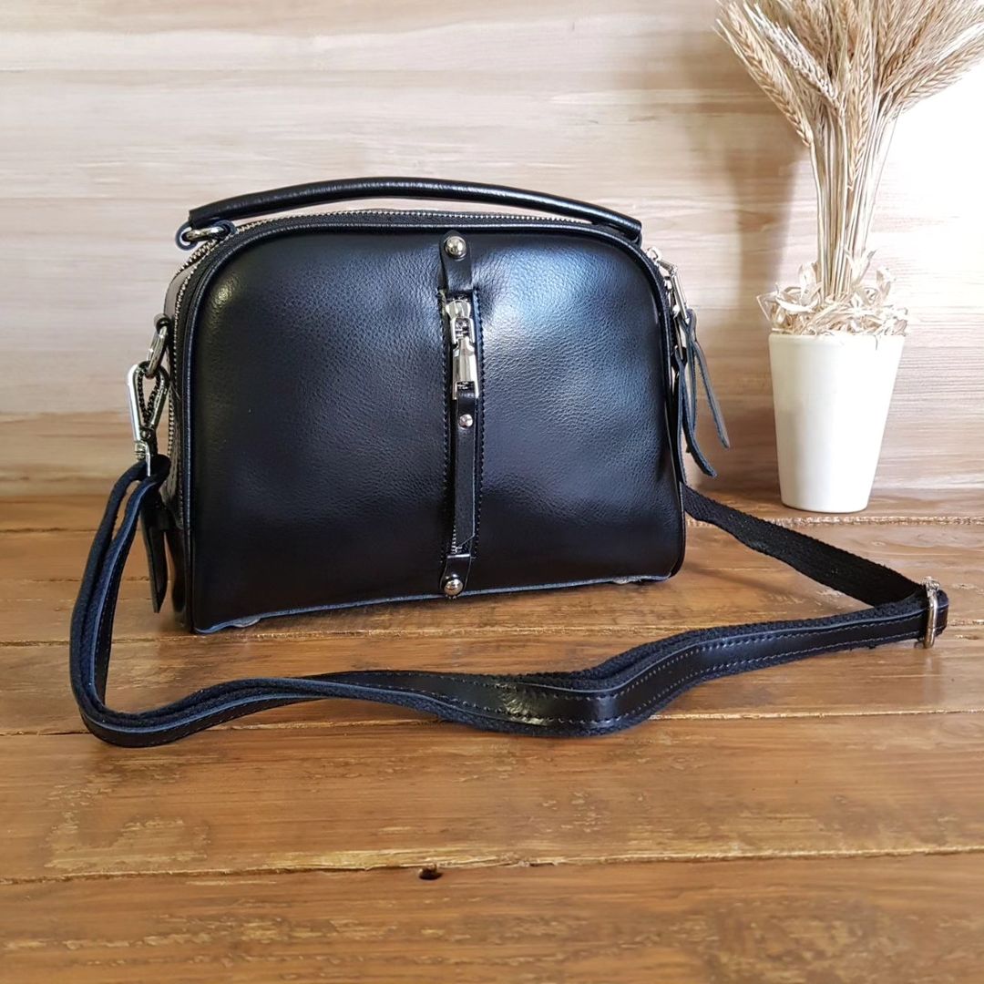 Женская сумка черного цвета HD-0079